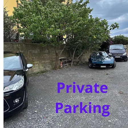 Alessandra Apartment