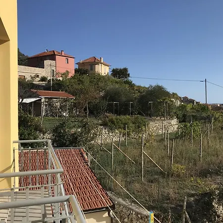 Alessandra Finale Ligure